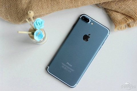 iPhone 7 Plus phiên bản màu mới (1) iPhone 7 Plus phiên bản màu mới (1)