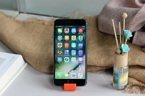 Hình ảnh giao diện trên iPhone 7 Plus, có thể là iOS 10 beta Hình ảnh giao diện trên iPhone 7 Plus, có thể là iOS 10 beta