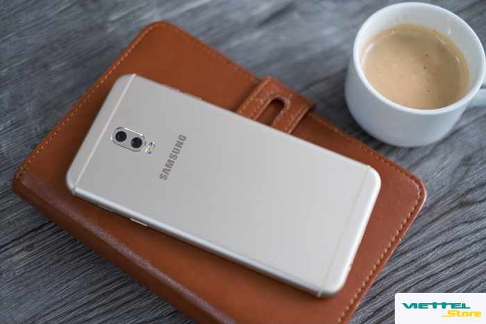 Samsung nâng tầm sản phẩm với hàng loạt tính năng cao cấp trên Galaxy J7+