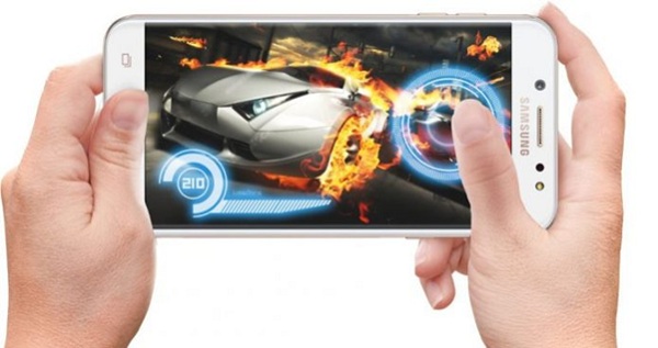 J7 Plus