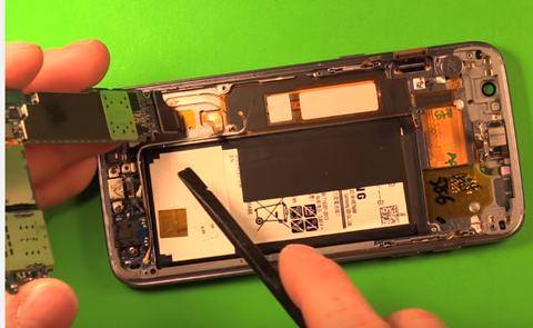 Hướng dẫn tự thay pin Galaxy S7 Edge trong 30 phút