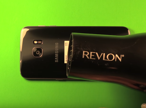 Nắp lưng Galaxy S7 Edge bị vỡ, làm cách nào để thay thế?