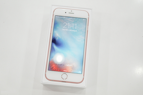 iPhone 6s màu hồng thật đẹp và tinh tế