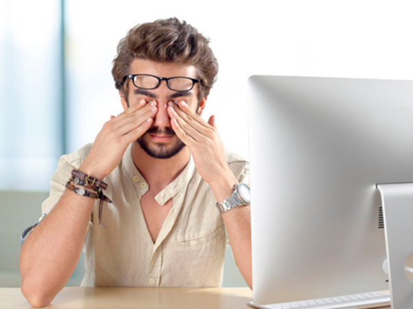 9 cách bảo vệ mắt trước “kẻ thù” màn hình máy tính, smartphone