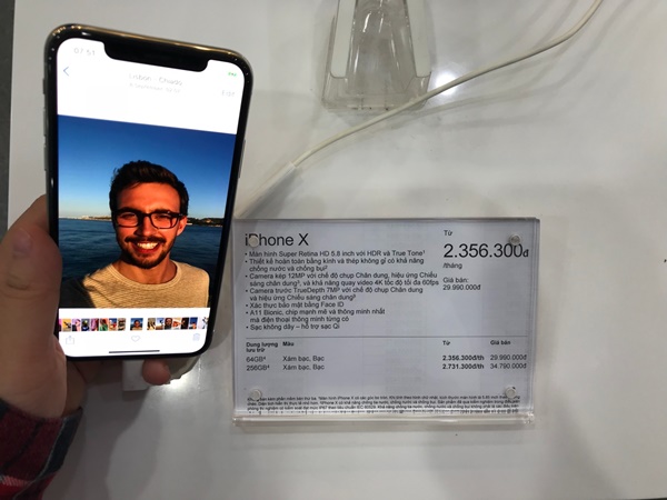 Quà tặng hấp dẫn khi chọn mua iPhone X tại Viettel Store