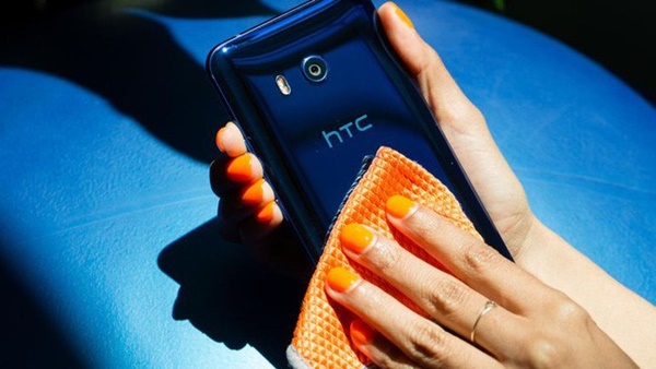 Ngày bán HTC U11 Plus không còn xa