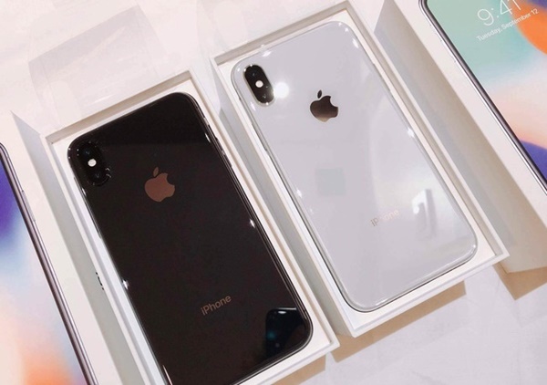 chiếc iPhone X đầu tiên ở Việt Nam (3)