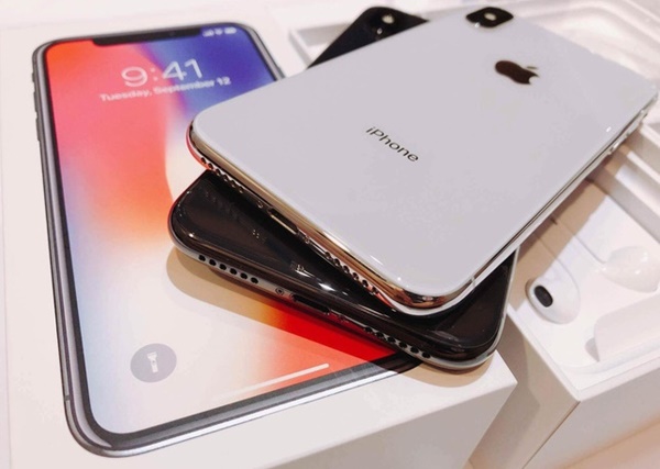 chiếc iPhone X đầu tiên ở Việt Nam (4)