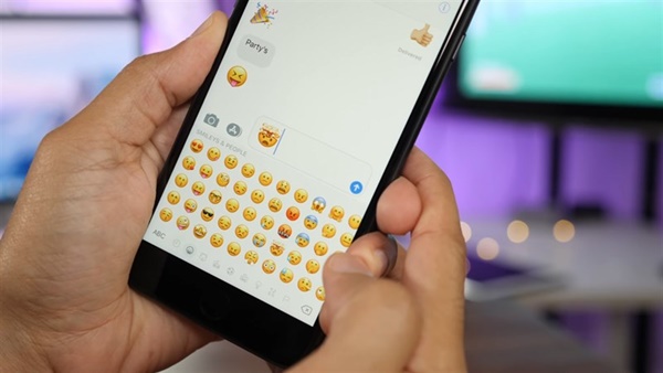 Hướng dẫn cập nhật iOS 11.1 beta 2: Trải nghiệm toàn emoji mới “cứng”
