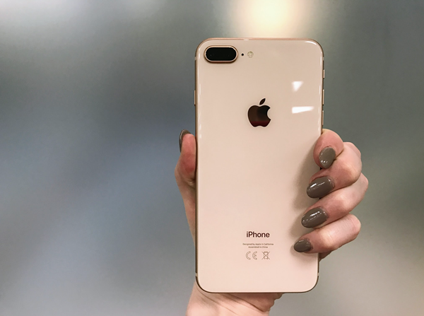 iPhone 8 Plus chính là thiết bị smartphone có khả năng quay video tốt nhất! iPhone 8 Plus chính là thiết bị smartphone có khả năng quay video tốt nhất!