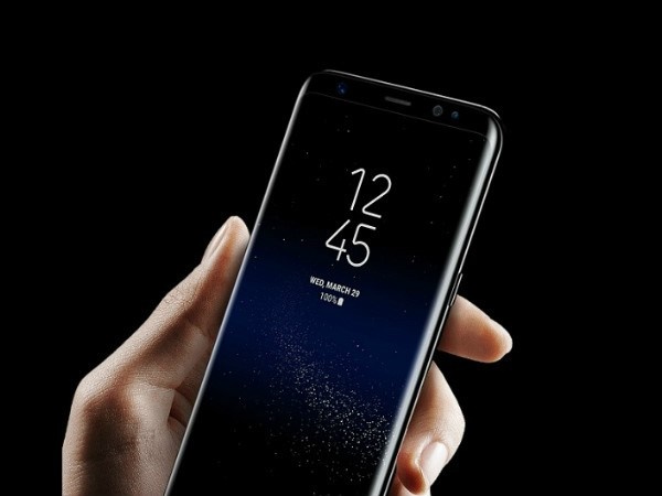 Samsung và câu chuyện với 8 chiếc smartphone màn hình cong trứ danh 