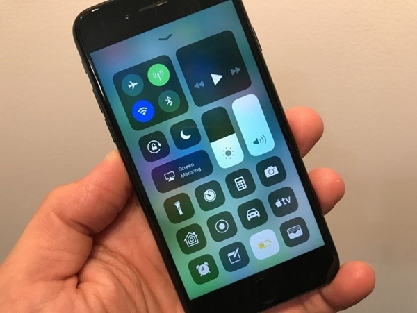 12 “bí kíp” đơn giản giúp tiết kiệm pin trên iOS 11