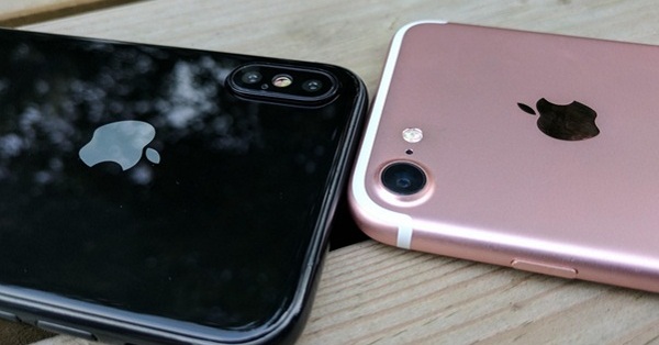 Hình ảnh iPhone 8 lộ diện bên cạnh iPhone 7 khiến ai cũng ngỡ ngàng ...