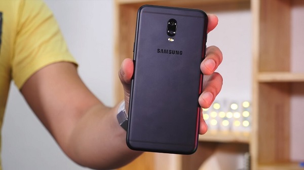 J7 Plus - tính năng