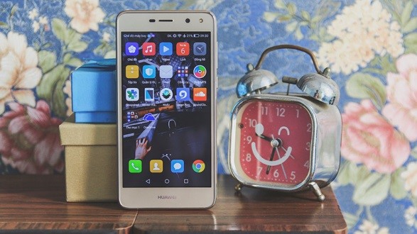 Cấu hình Huawei Y5 2017 vô cùng ấn tượng với độ phân giải full HD