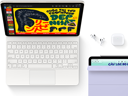 iPad Air, màu Ánh Sao, đồ họa đầy màu sắc trên màn hình, gắn với Magic Keyboard, các phụ kiện Airpods Pro và Apple Pencil Pro