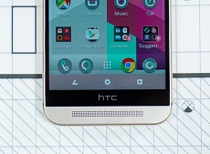 HTC Aero – model  đặc biệt của HTC trang bị màn hình QHD, bao phủ bởi lớp kính cong 2,5D Gorilla Glass 4