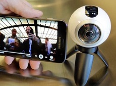 Camera quay 360 độ đang dần trở thành xu hướng được nhiều người sử dụng