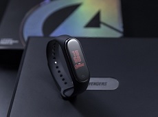 Chiêm ngưỡng hình ảnh cận cảnh Mi Band 4 Avengers