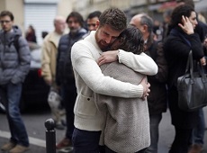 Sau Google, nhiều nhà mạng viễn thông cho phép gọi điện miễn phí tới Pháp