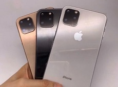Hình ảnh thực tế iPhone XI xuất hiện gây nhiều tranh cãi