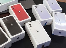 Nên mua iPhone XR quốc tế hay iPhone 11 lock với 15 triệu trong tay?