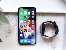iPhone màn hình OLED sẽ ra mắt trong năm sau