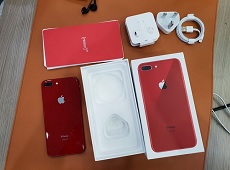 Xuất hiện iPhone 8 và 8 Plus đỏ tại Việt Nam trong ngày đầu tiên mở bán