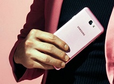 Viettel Store rộn ràng ưu đãi “vàng” ngày cuối tuần