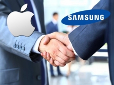 Apple bắt tay Samsung thực hiện 
