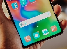 Màn hình tràn đáy là gì? Bphone 3 liệu có mở ra xu hướng mới trong tương lai?