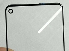 Xuất hiện hình ảnh được cho là mặt kính Galaxy A8s của Samsung