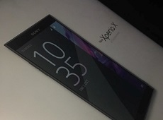 Rò rỉ Xperia X 2017 cùng với vỏ hộp sắc nét và thiết kế mới lạ