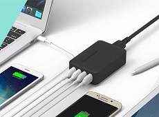 Sạc RAVPower RP-PC023: Thiết kế thông minh, sạc tường 4 cổng cao cấp