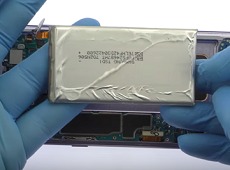 30 phút để tự thay pin Galaxy S8 Plus an toàn