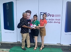 Cả nghìn máy về tay người dùng trong ngày trả hàng OPPO F11 series của Viettel Store