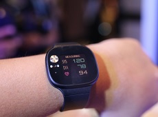 Trên tay Asus VivoWatch BP: thiết kế sang trọng, đo huyết áp cực nhanh, thời lượng pin tốt